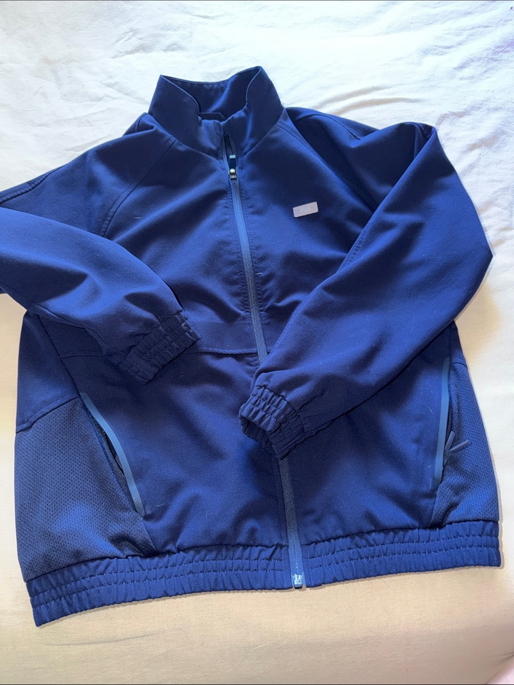 Figs Kids Navy Full-Zip Puffer Jacket